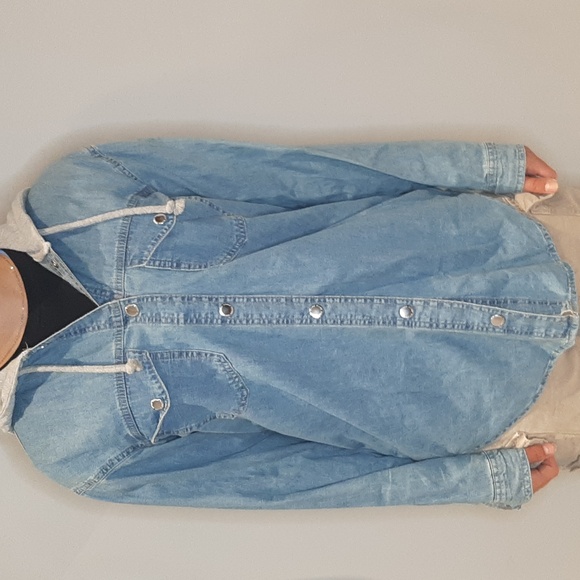 Demin shirt - Picture 3 of 4